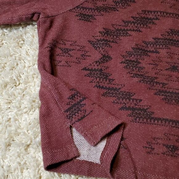 OLD NAVY Aztec Print Sweatshirt - Picture 7 of 7